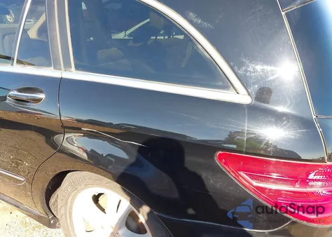 2008 Mercedes-Benz R 350 4Matic z USA, uszkodzony, nr VIN 4JGCB65E58A082811